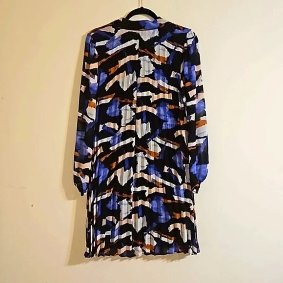 Nine West Pleated Georgette Dress - Picture 5 of 5